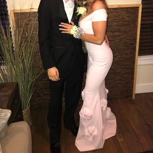 NEIMAN MARCUS rose mermaid gown